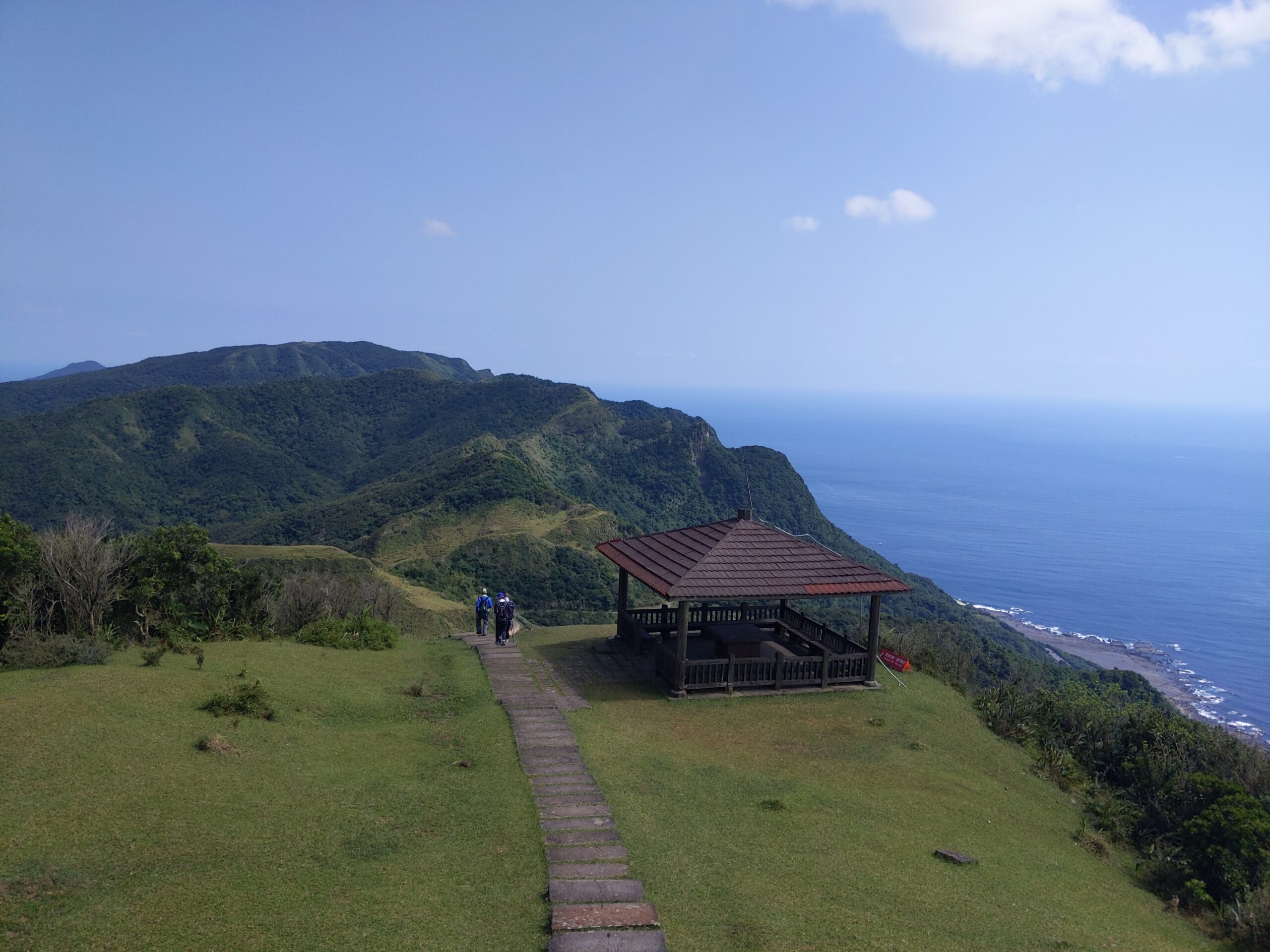 Hiking the Caoling Historic Trail